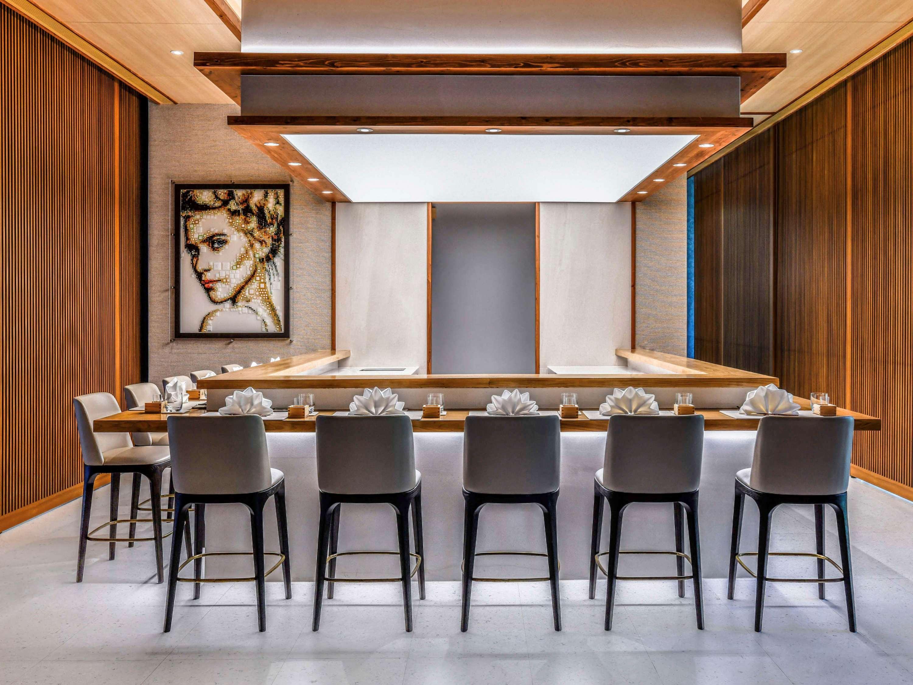 Hotel Pullman Bangkok King Power Zewnętrze zdjęcie Sushi Bar