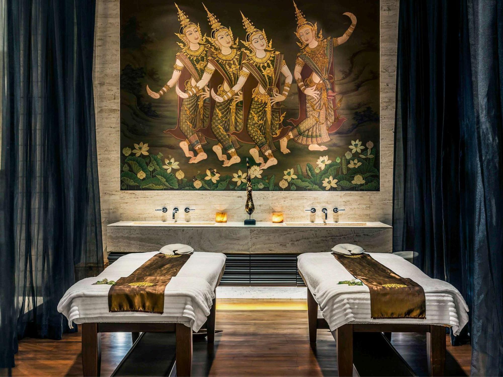 Hotel Pullman Bangkok King Power Zewnętrze zdjęcie Thai spa